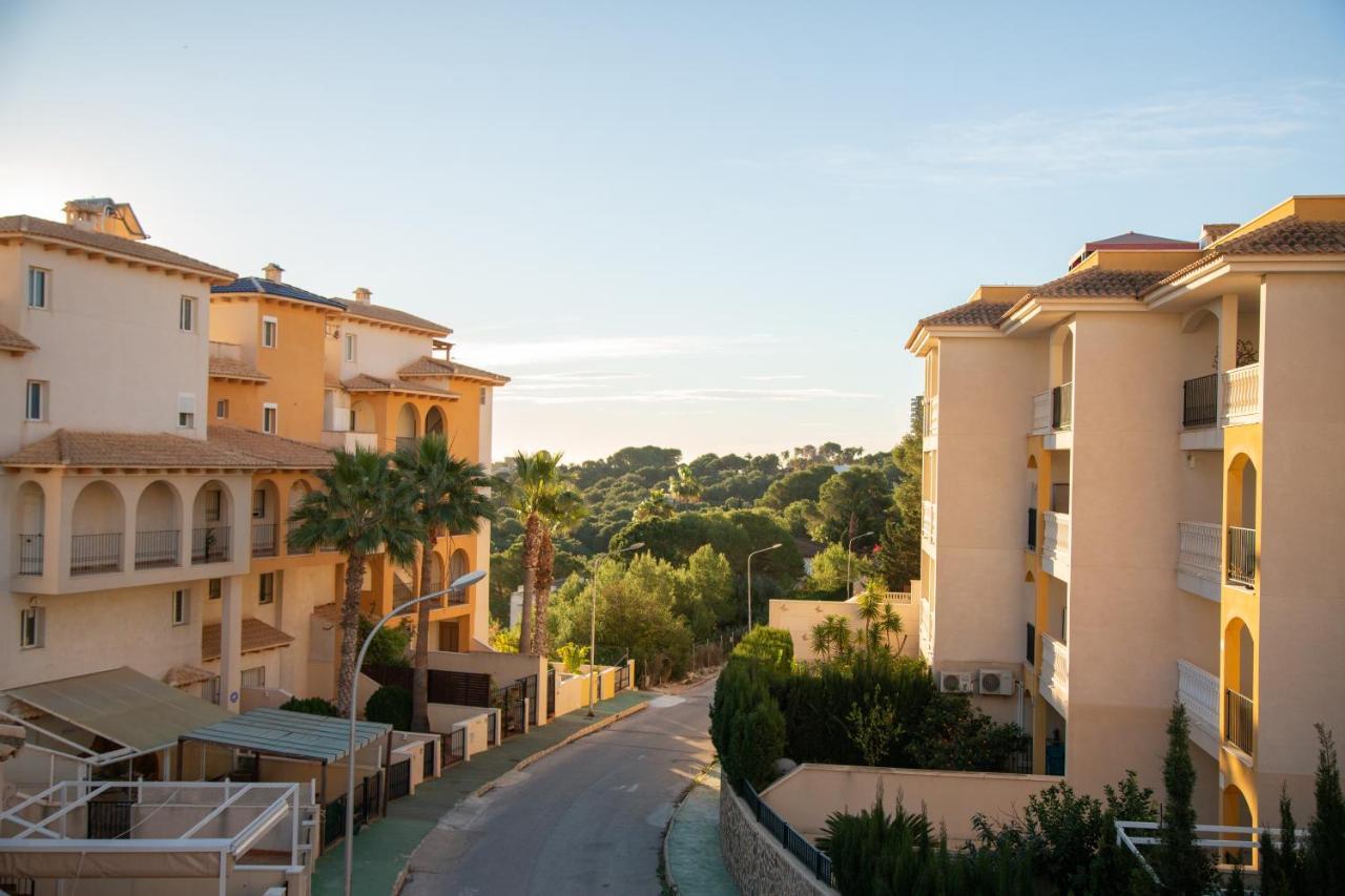 Open View Pinetree Penthouse Campoamor Exterior foto